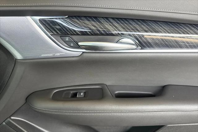 2025 Cadillac XT6 FWD Premium Luxury