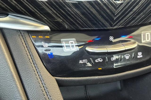 2025 Cadillac XT6 FWD Premium Luxury