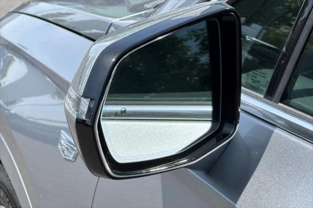 2025 Cadillac XT6 FWD Premium Luxury