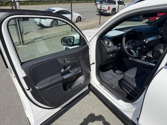 2023 Mercedes-Benz EQB 300 4MATIC