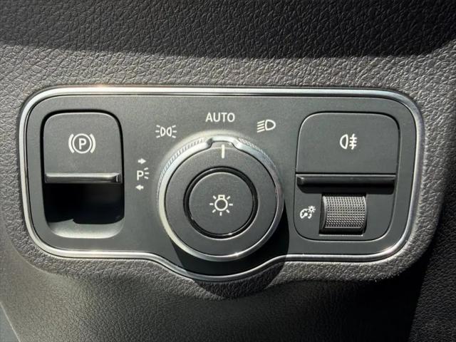 2023 Mercedes-Benz EQB 300 4MATIC