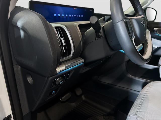 2025 Ford Expedition Platinum MAX
