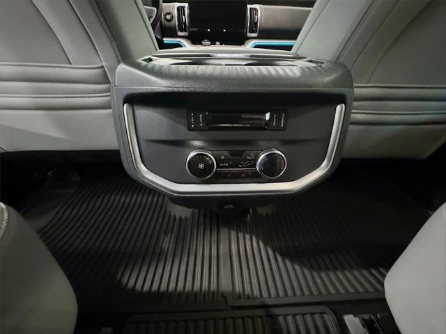 2025 Ford Expedition Platinum MAX