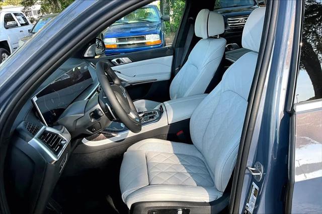 2027 BMW X7 xDrive40i