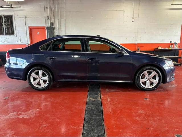 2012 Volkswagen Passat 2.5L SE for sale near Franklin, OH