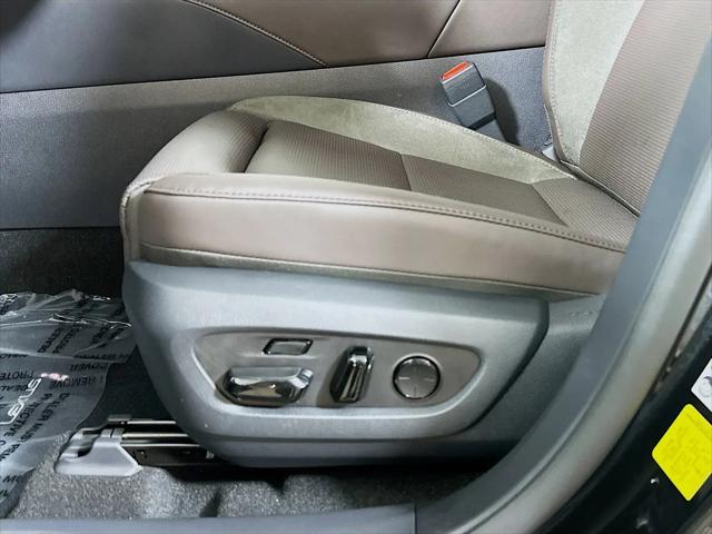 2026 Lexus RX 450h+ Luxury