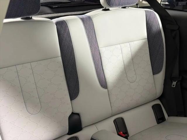 2025 MINI Hardtop Cooper