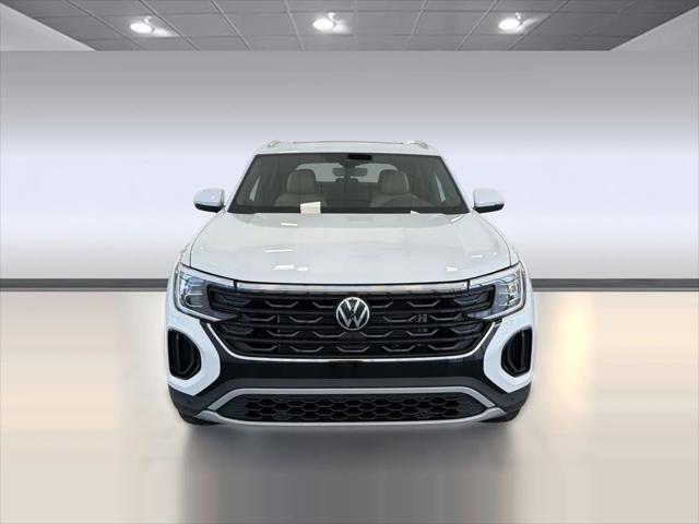2026 Volkswagen Atlas Cross Sport SE with Technology