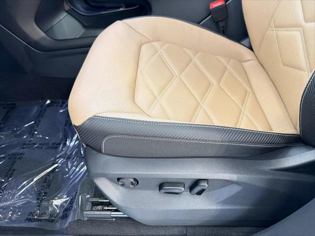 2026 Volkswagen Atlas Cross Sport SE with Technology
