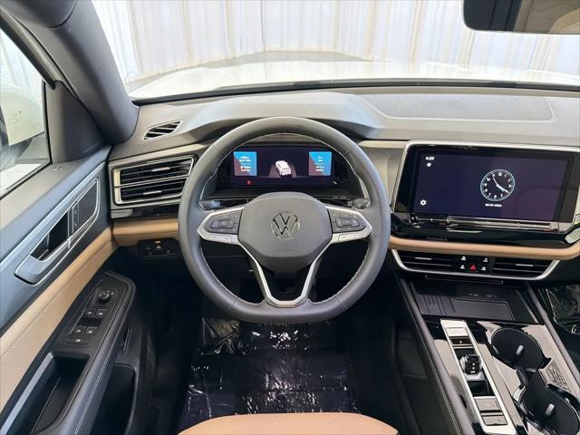 2026 Volkswagen Atlas Cross Sport SE with Technology