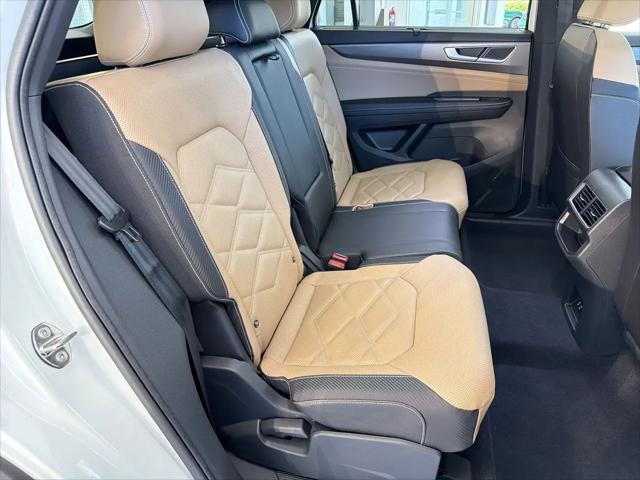2026 Volkswagen Atlas Cross Sport SE with Technology