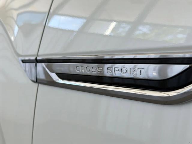 2026 Volkswagen Atlas Cross Sport SE with Technology