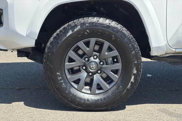2022 Toyota Tacoma SR5 V6