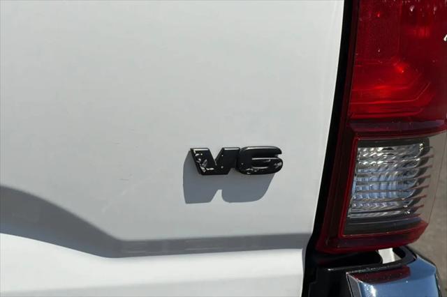 2022 Toyota Tacoma SR5 V6