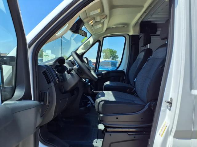 2026 Ram ProMaster Cargo Van Tradesman Low Roof 118" WB w/Pass Seat
