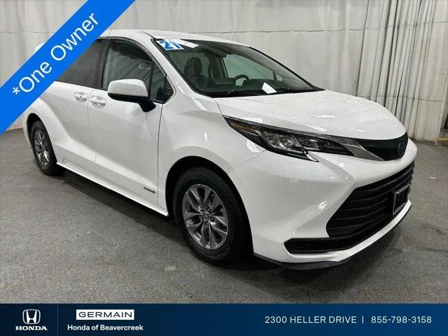 2021 Toyota Sienna LE for sale near Dayton, OH