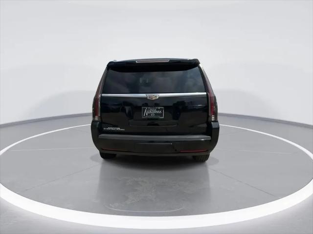 2020 Cadillac Escalade 2WD Luxury