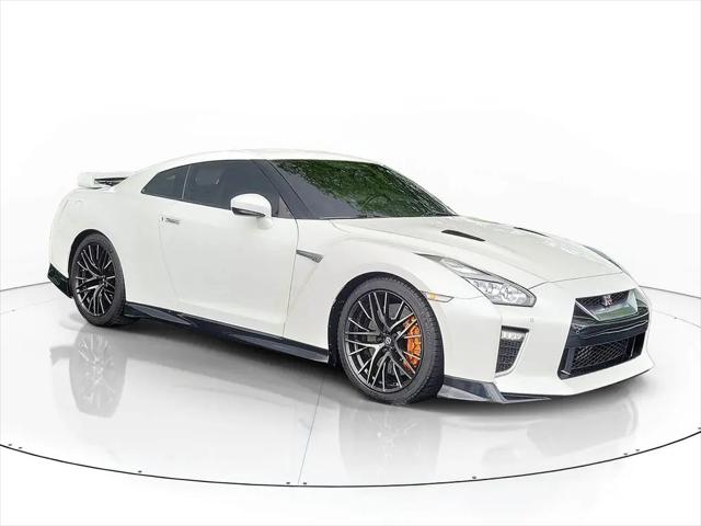 2021 Nissan GT-R Premium Dual-clutch 6-Speed Transmission