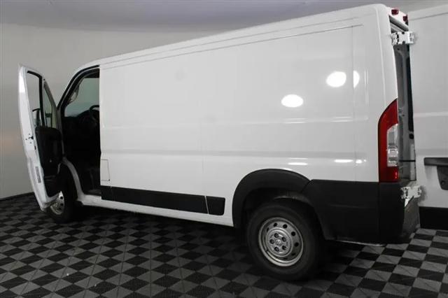 2022 Ram ProMaster 2500 Cargo Van Low Roof 136" WB