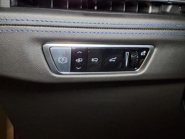 2026 Cadillac Escalade IQL Sport AWD