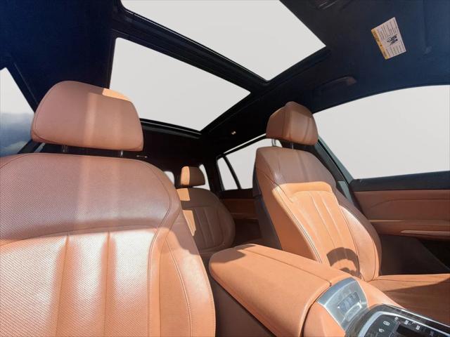 2020 BMW X7 M50i