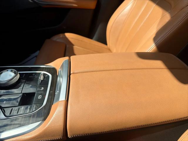 2020 BMW X7 M50i