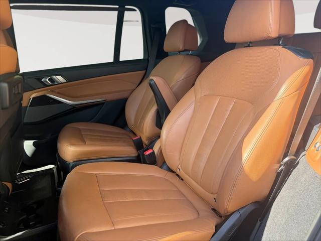 2020 BMW X7 M50i