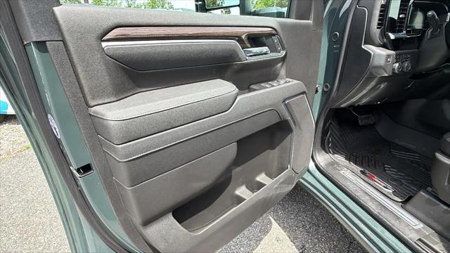 2026 Chevrolet Silverado 2500HD Crew Cab, Standard Bed, LT, 4WD
