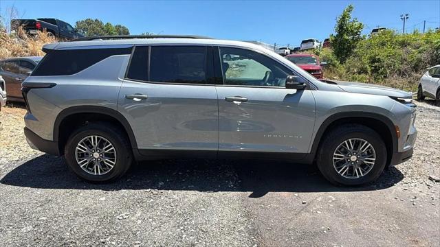 2026 Chevrolet Traverse FWD LT