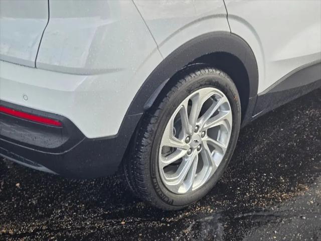 2027 Chevrolet Bolt LT FWD