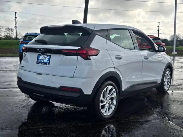 2027 Chevrolet Bolt LT FWD
