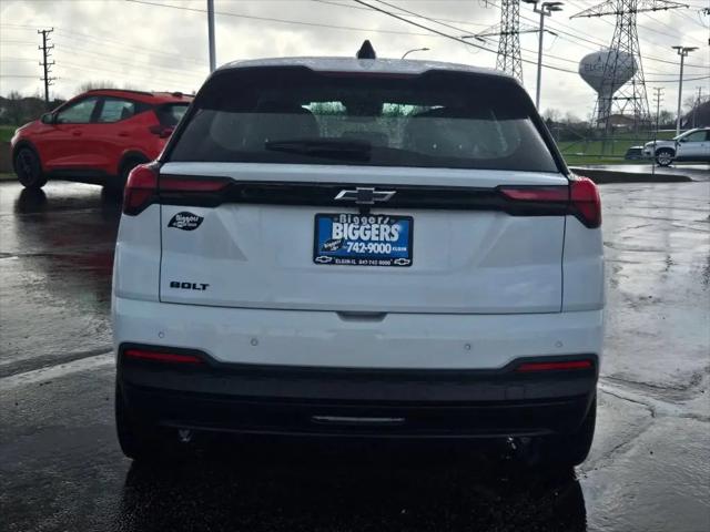 2027 Chevrolet Bolt LT FWD