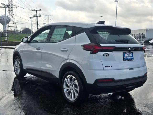 2027 Chevrolet Bolt LT FWD