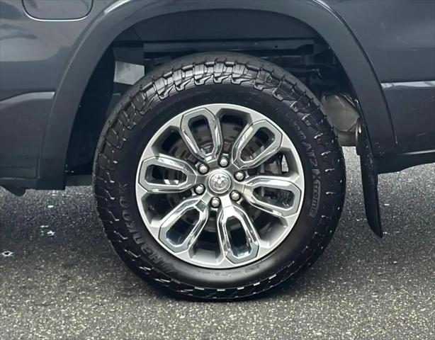 2020 Ram 1500 Laramie Crew Cab 4x4 5'7" Box