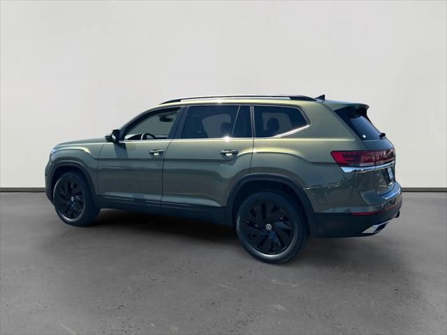 2026 Volkswagen Atlas SE with Technology