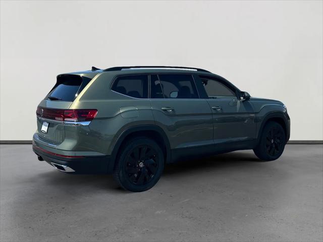 2026 Volkswagen Atlas SE with Technology