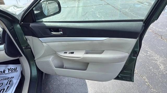 2011 Subaru Outback 2.5i Premium