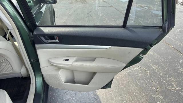 2011 Subaru Outback 2.5i Premium