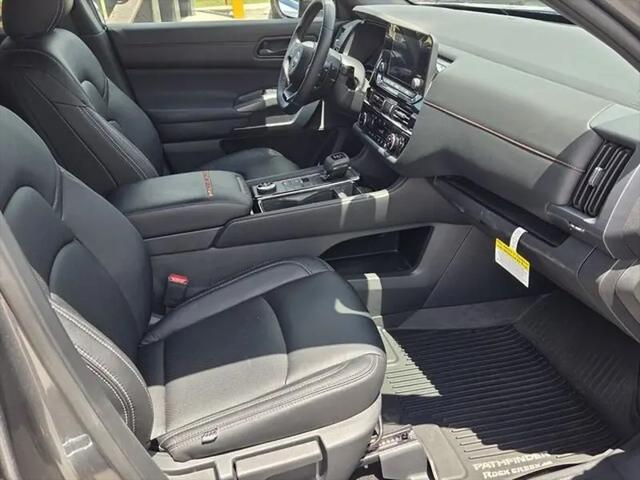 2025 Nissan Pathfinder Rock Creek 4WD