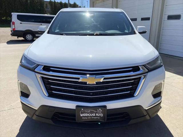 2023 Chevrolet Traverse AWD LT Leather