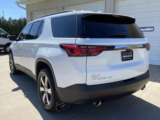 2023 Chevrolet Traverse AWD LT Leather