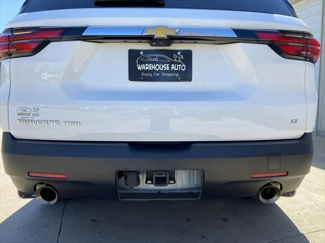 2023 Chevrolet Traverse AWD LT Leather