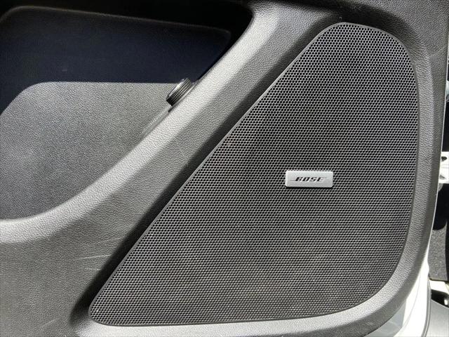 2023 Chevrolet Traverse AWD LT Leather