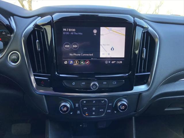 2023 Chevrolet Traverse AWD LT Leather