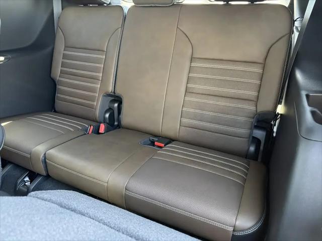 2026 GMC Acadia Denali Ultimate FWD