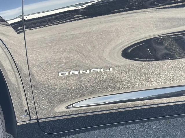 2026 GMC Acadia Denali Ultimate FWD