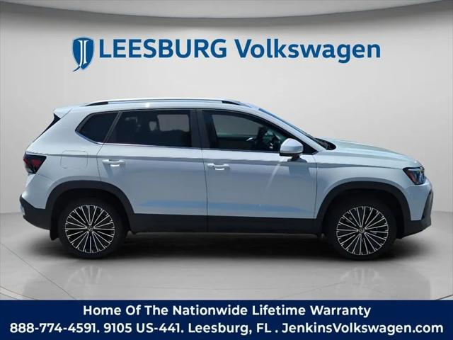 2026 Volkswagen Taos SE