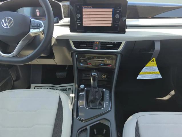 2026 Volkswagen Taos SE