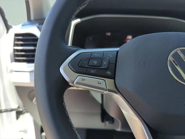 2026 Volkswagen Taos SE
