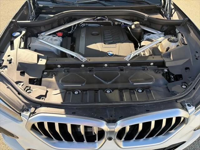 2021 BMW X6 xDrive40i